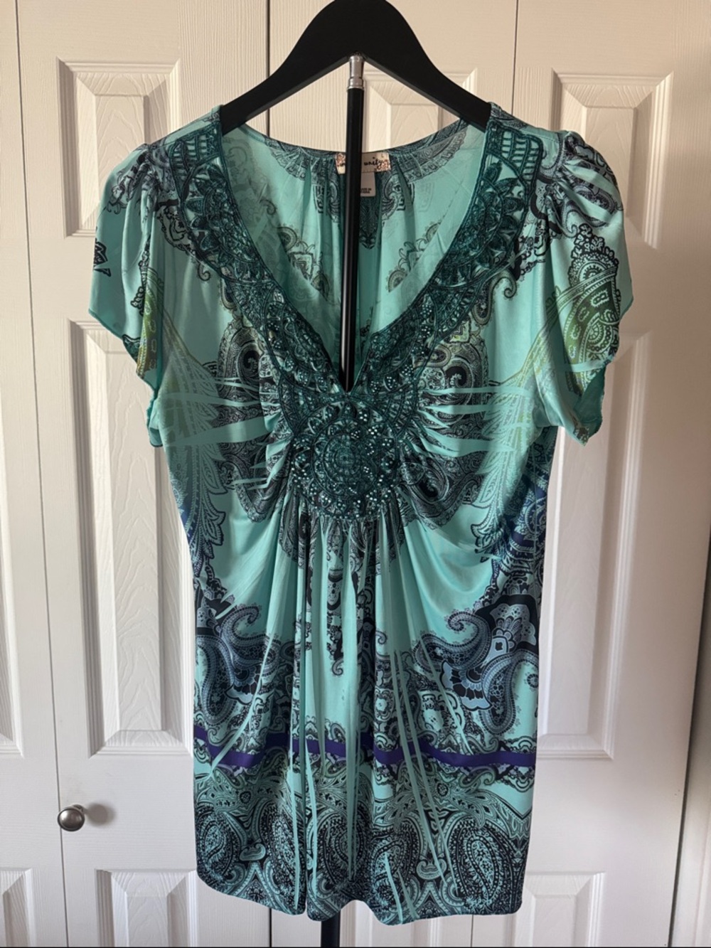 World Unity Women's Large Teal Paisley Embellished V-Neck Top Cap Sleeve Boho